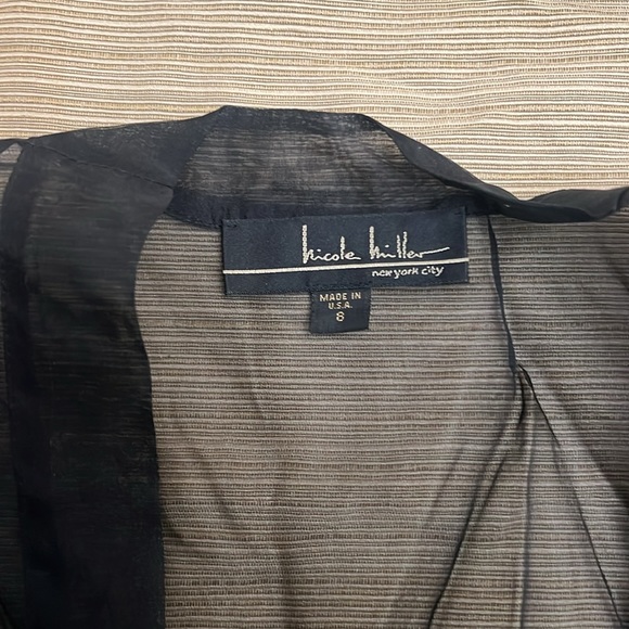 Nicole Miller black top 100% Silk Size 8 black Ripped top see through style top - Picture 3 of 12